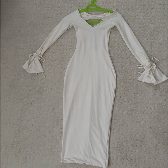 Oh Polly Midi Dress - Picture 8 of 12